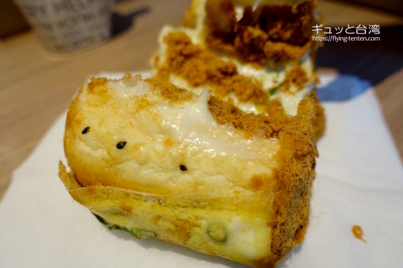百合起酥蛋糕専売店の肉鬆パン